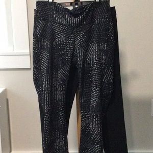 Gap Fit exercise capris